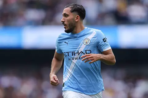 جوارديولا: شرقي من أعظم المواهب التي رأيتها في حياتي.. إنه يلعب كأنه في الشارع